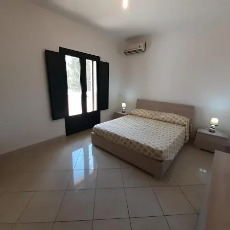 Villa Leonardo Erchie (Apulia)